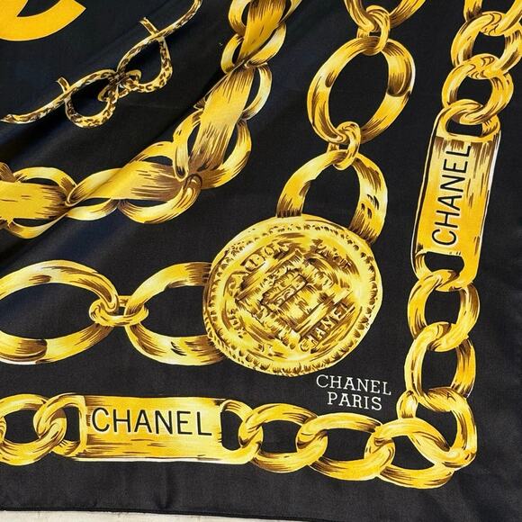 Vintage Chanel 31 Rue Cambon Silk Scarf | Black & Gold Chain Link Design - Picture 3 of 5